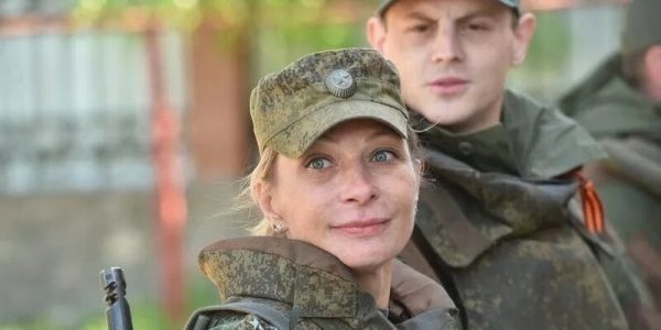Putinin çox güvəndiyi faşist  qadın komandir Ukraynada öldürüldü – Kremlin yasını tutduğu Olqa Kaçura kimdir?