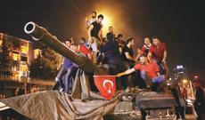 15 iyul qiyamından 4 il ötür