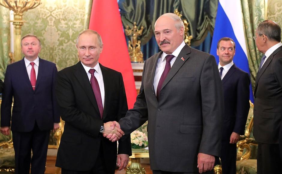 Minsk-Moskva münasibətləri Lukaşenkonun müsahibəsi səbəbindən pik həddə çatıb